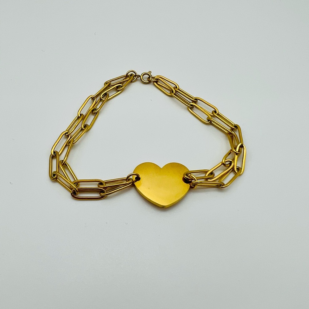 Valentine’s Day heart bracelet